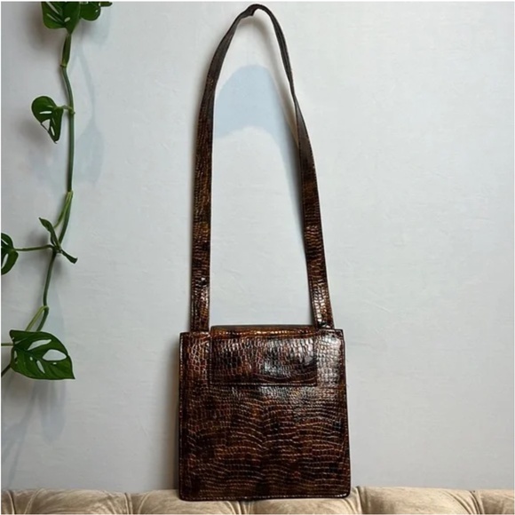 Vintage Timothy Hitsman Snakeskin Cossbody Bag Purse Pocketbook w/ Gold Interior - Picture 3 of 8